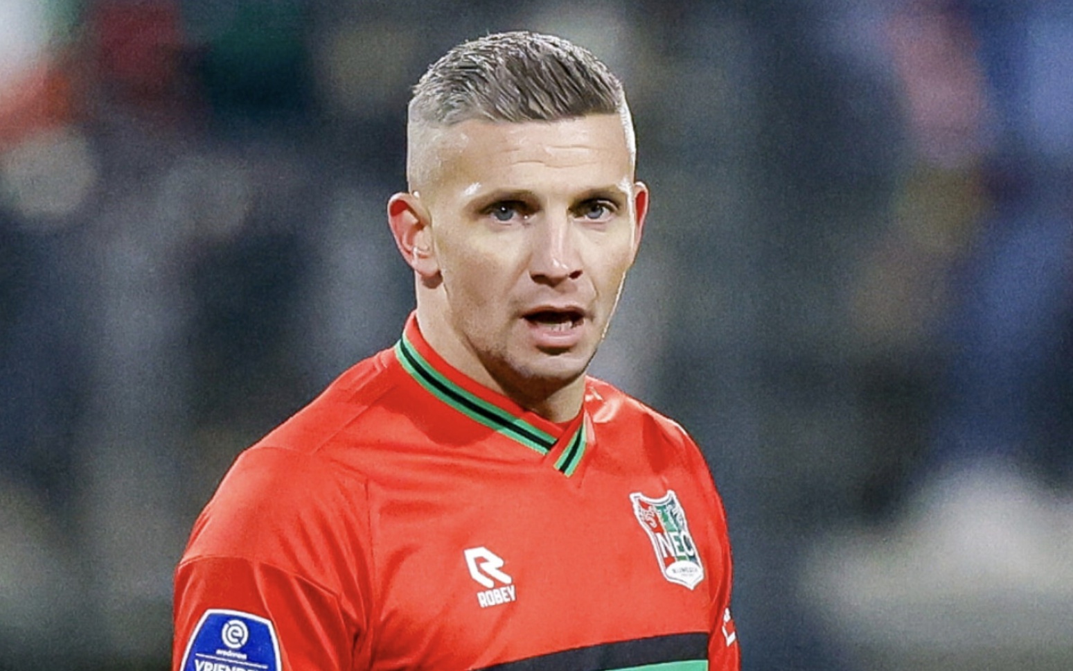 保持领先 保持领先